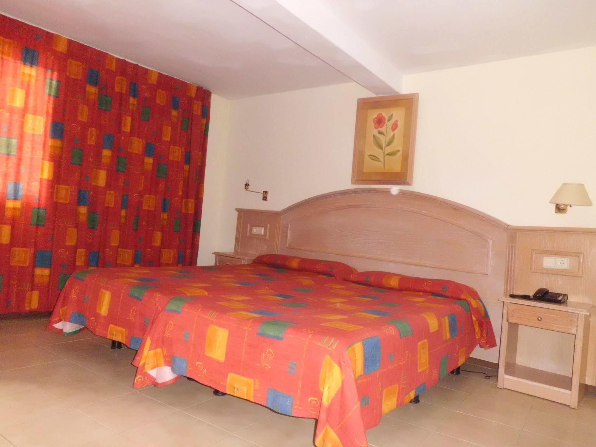 Apartamentos Park Plaza 拉克鲁斯 外观 照片